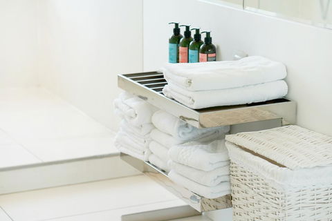 HomeHotel New And Comfort 3 Bedrooms Security Apt - Hotel QLD 1
