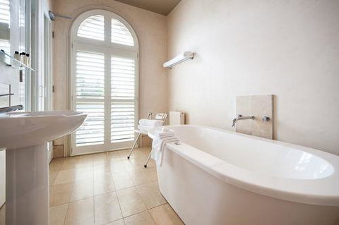 Hotel Frangos - Hotel QLD 3