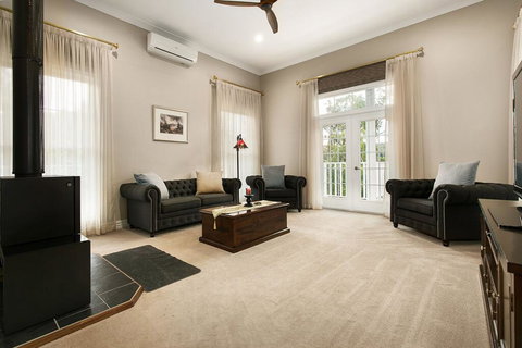 Kerami Manor & Day Spa - Hotel QLD 2