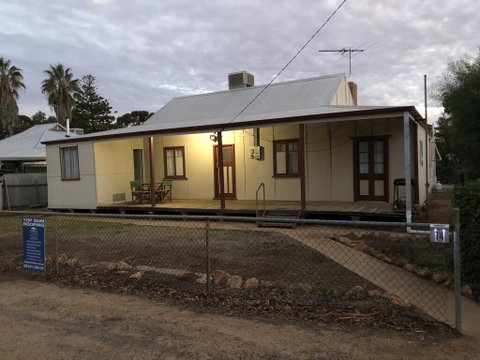 King Of The Cross - Work, Holiday Or Stop Overs - Hotel QLD 0