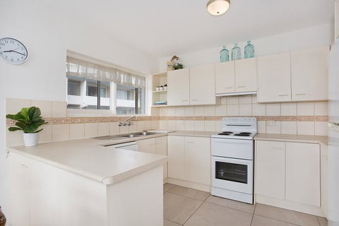 King Tide - Hotel QLD 1