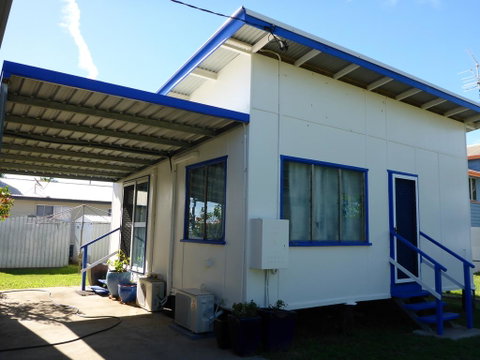 Kitches Cabin - Hotel QLD 1