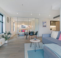 KOZYGURU WOLLI CREEK KOZY 1 BED APT SYDNEY AIRPORT  SYDNEY CBD NWC020 - Hotel QLD