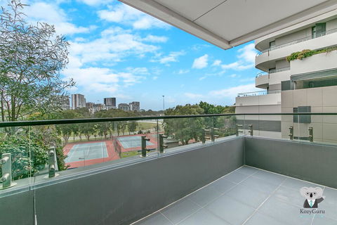 KOZYGURU WOLLI CREEK KOZY 1 BED APT SYDNEY AIRPORT & SYDNEY CBD NWC020 - Hotel QLD 1
