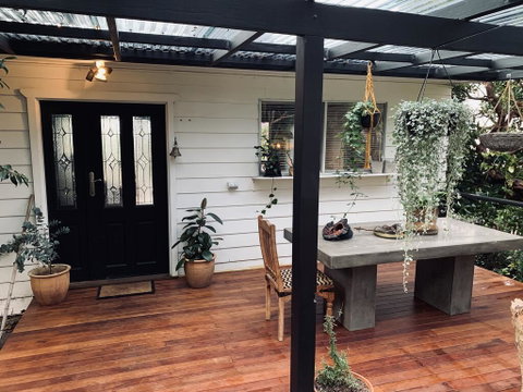 Kurrajong Heights Cottage - Hotel QLD 2