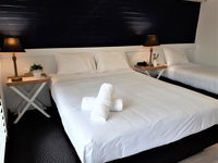 Book Kurri Kurri Accommodation Vacations Hotel QLD Hotel QLD