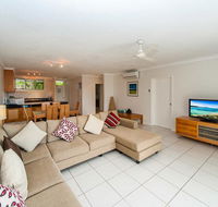 Lagoon 003 - Hotel QLD