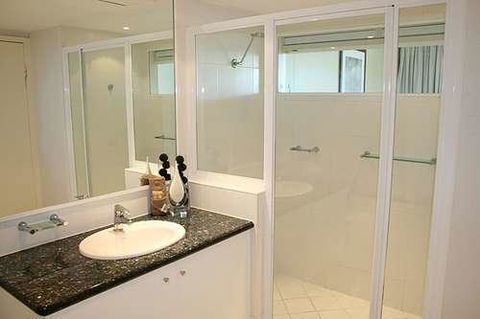 Lagoon 005 - Hotel QLD 3