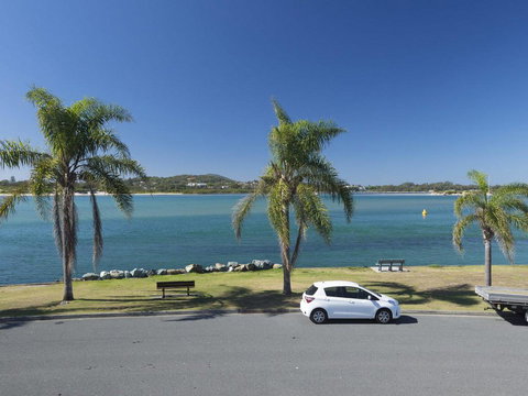 Lakeside Flats 4 - Hotel QLD 2