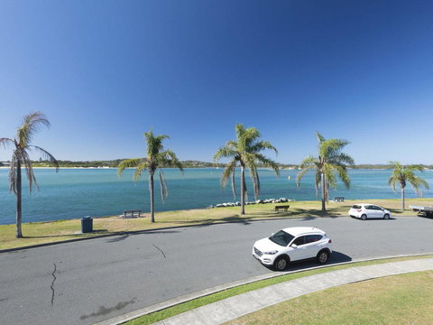 Lakeside Flats 4 - Hotel QLD 3