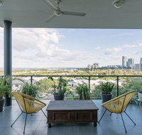 Luxury  Location - Sea Views with Modern Class  - Hotel QLD