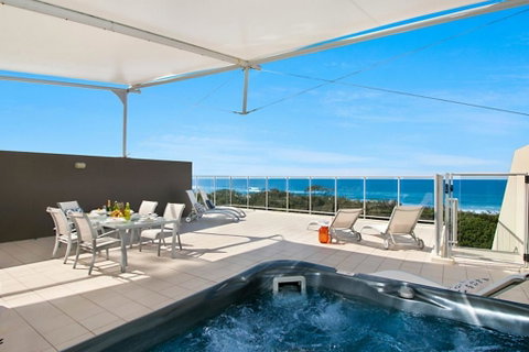LUXURY BALE PENTHOUSE & JACUZZI SPA 1328 NORTH CULTURE - Hotel QLD 1