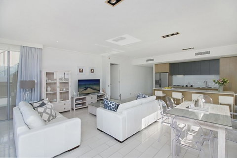 LUXURY BALE PENTHOUSE & JACUZZI SPA 1328 NORTH CULTURE - Hotel QLD 3