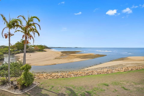 Luxury Beach Unit - Hotel QLD 1