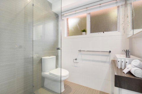Luxury Family-size Home In Smart Beachside Suburb - Hotel QLD 3