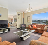 Manfield City Waterfront View Cottage - Hotel QLD