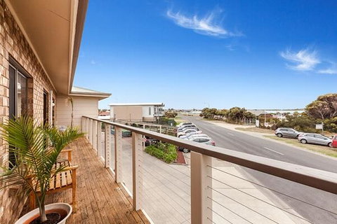 Marine Cove Resort - Hotel QLD 1