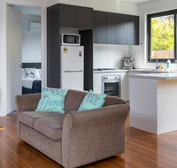 McKenna by Lily Sands - Hotel QLD