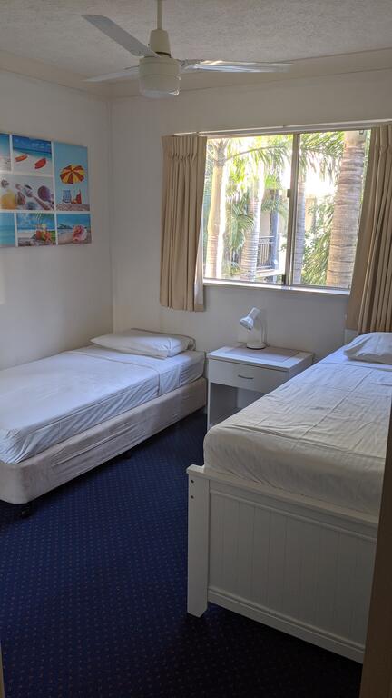 Mermaid Beach Apartment - Hotel QLD 3