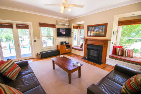 Mill Cottage - Hotel QLD 3