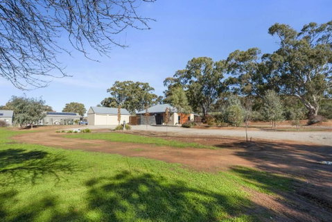 Moss's Place - Hotel QLD 1