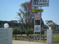 Book Dimboola Accommodation Vacations Hotel QLD Hotel QLD