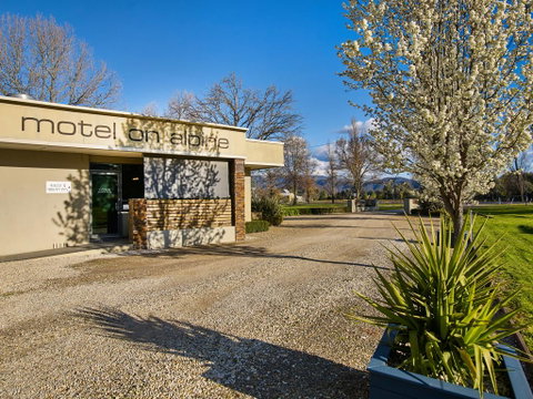 Myrtleford Motel On Alpine - Hotel QLD 1