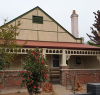 Nanas Place - Hotel QLD