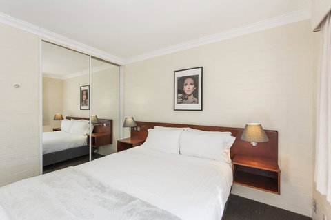 Subiaco Village 30 - Hotel QLD 13