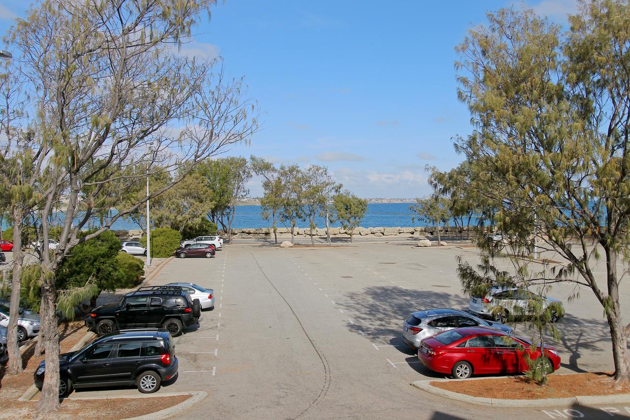 Hillarys WA Hotel QLD