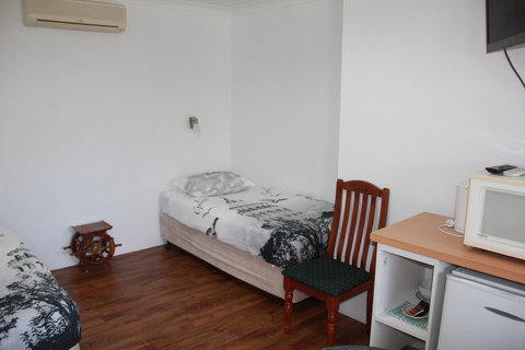 Busselton Ithaca Motel - Hotel QLD 40