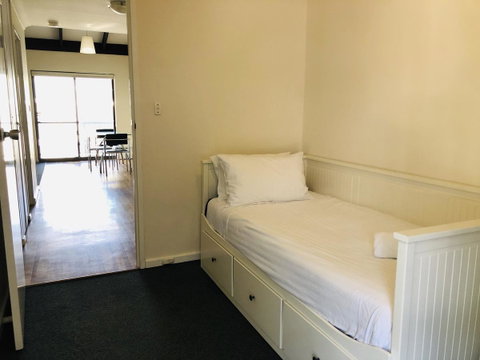 Seashore Memories - Sleeps 3 - Hotel QLD 5