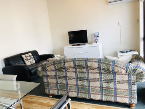Seashore Memories - Sleeps 3 - Hotel QLD 4