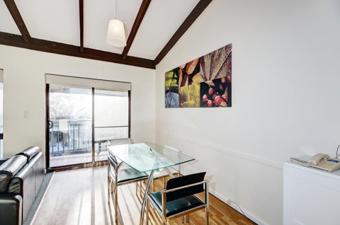 Seashore Memories - Sleeps 3 - Hotel QLD 9