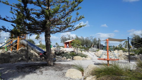 Alkimos Beach Cottage - Hotel QLD 14