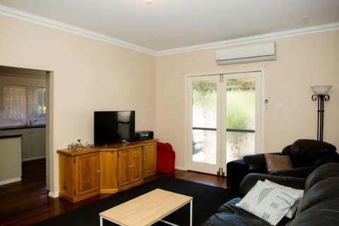 Yvonnes Rest Holiday Home - Hotel QLD 6