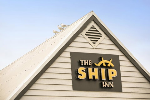 Nightcap At The Ship Inn - Hotel QLD 37