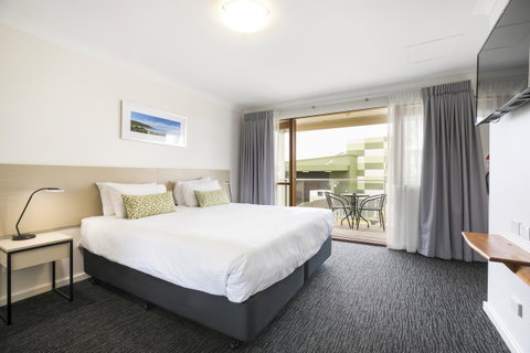 Nightcap At The Ship Inn - Hotel QLD 22