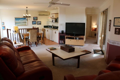 Crossland House - Hotel QLD 19
