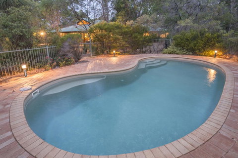 53 Martina Drive - Hotel QLD 7
