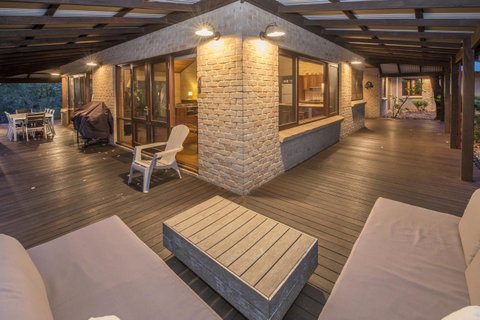 53 Martina Drive - Hotel QLD 9