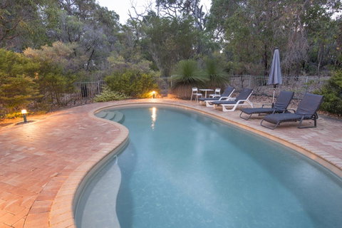 53 Martina Drive - Hotel QLD 0