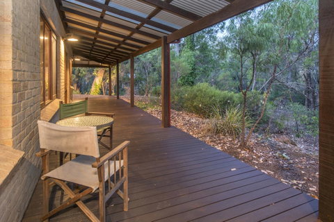 53 Martina Drive - Hotel QLD 11