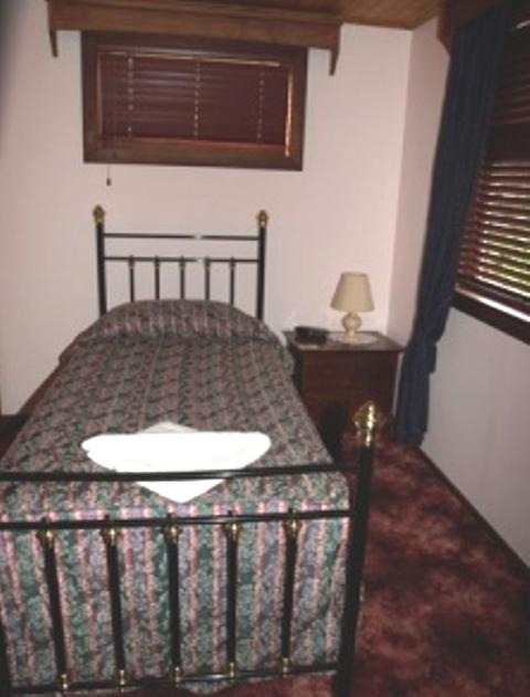 Pemberton Old Picture Theatre Holiday Apartments - Hotel QLD 12