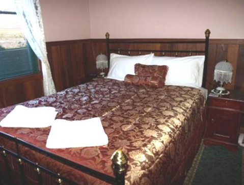 Pemberton Old Picture Theatre Holiday Apartments - Hotel QLD 24