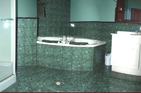 Pemberton Old Picture Theatre Holiday Apartments - Hotel QLD 22
