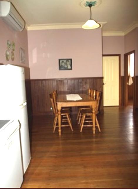 Pemberton Old Picture Theatre Holiday Apartments - Hotel QLD 11