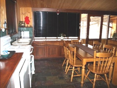 Pemberton Old Picture Theatre Holiday Apartments - Hotel QLD 7