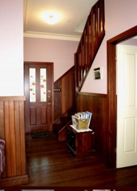 Pemberton Old Picture Theatre Holiday Apartments - Hotel QLD 2