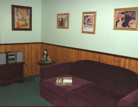 Pemberton Old Picture Theatre Holiday Apartments - Hotel QLD 10